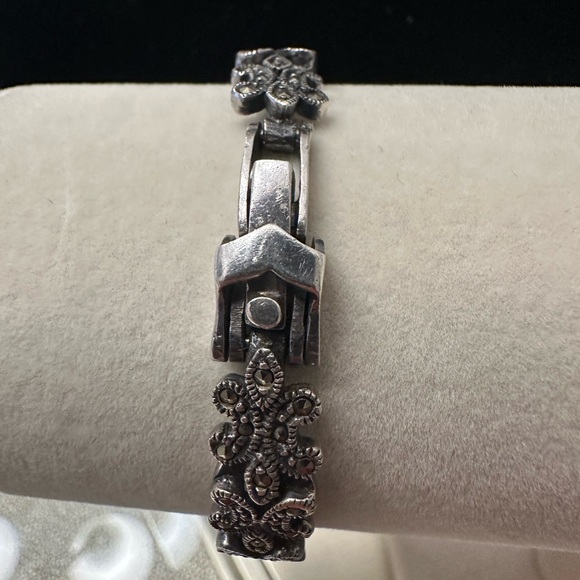 Marcasite watch stamped 925 sterling silver - Picture 4 of 7